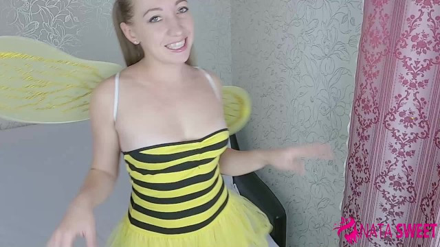 COSPLAY BEE SLOPPY SUCK DICK WITH A MASSIVE FACIAL! - Full XXX Movies | ePornHIT.