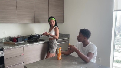 GF Walked in on him Cheating was only she wasn't Invited