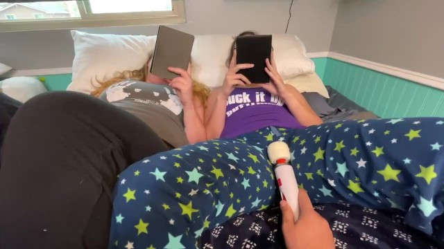 Using the Magic Wand on their Pussies as they try to Read and Ignore me - Full XXX Movies | ePornHIT.