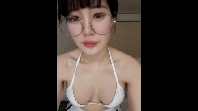 Need for goddess Korea anchor BJ beauty dancing live - Full XXX Movies | ePornHIT.