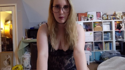 Horny TEEN CUMSLUT Begs to Suck your Big Dick