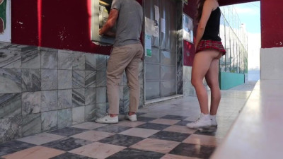 Crazy Big Ass Girl Masturbation in Street Public