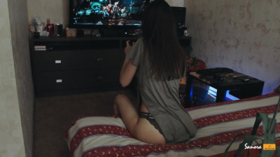 Sister Sucked Cock so Brother let her Play Xbox