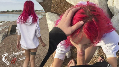 Teen Public BJ on Beach