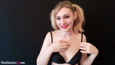 Youtuber Girl Dances, Flirts and Caresses herself in the Kitchen