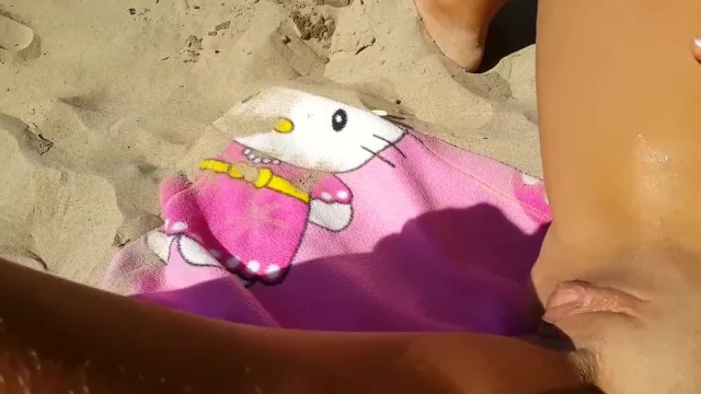 Shy girlfriend Masturbate in Front of Beach Voyeur - Full XXX Movies | ePornHIT.